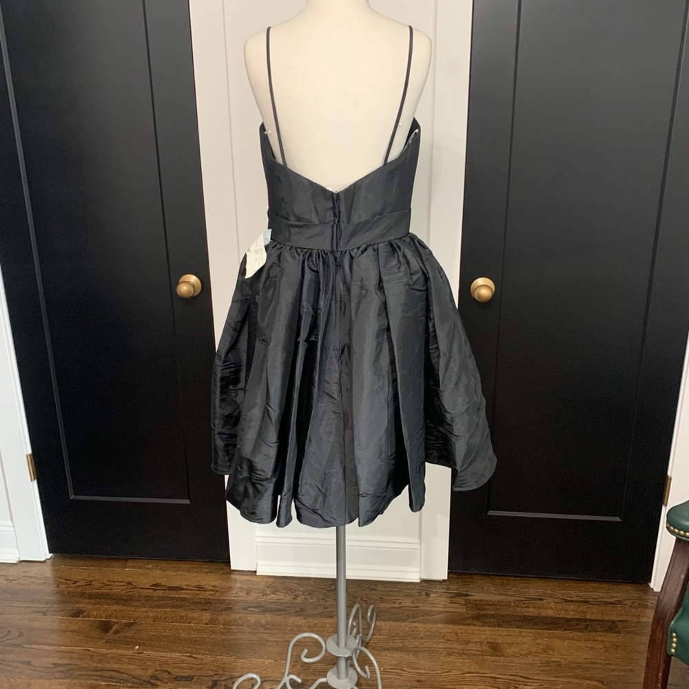 Black mini dress - Picture 3 of 3